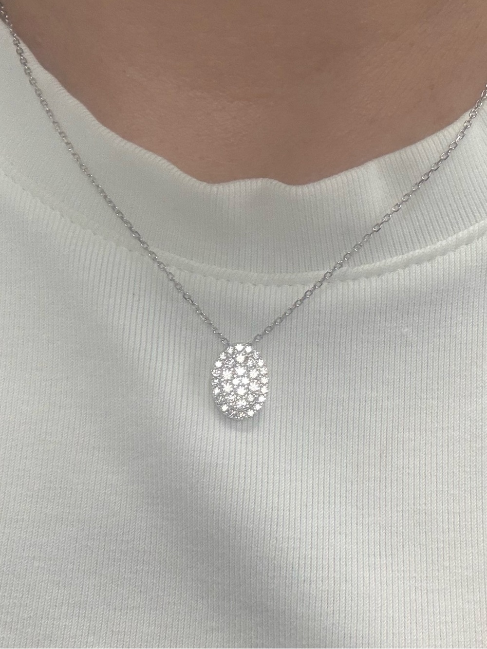 Suzy Levian Sterling Silver White CZ Pavé Oval Pendant Necklace Sample NWT